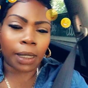 Meet your Posher, Robyn